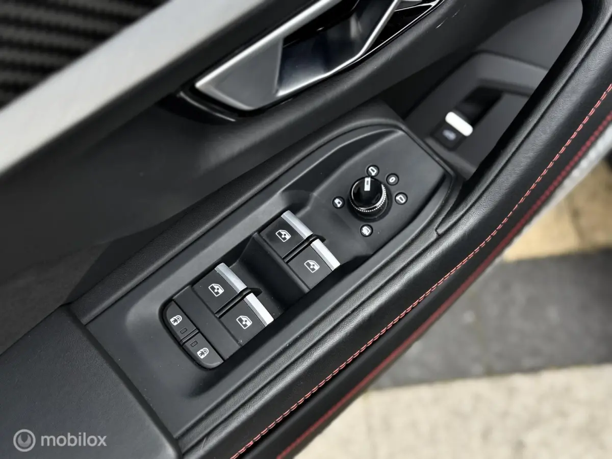 4.0 V8 |Pano|Massage|B&O Advanced|Koeling