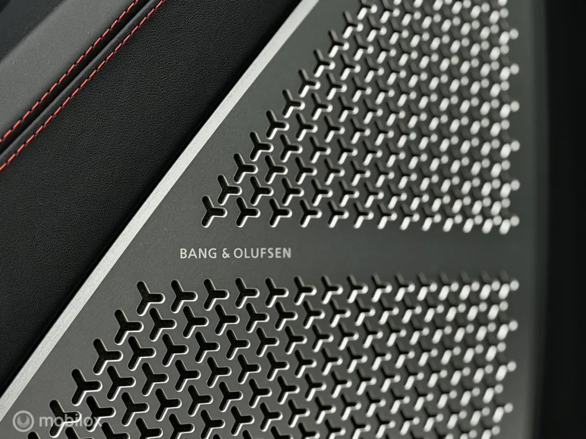 4.0 V8 |Pano|Massage|B&O Advanced|Koeling