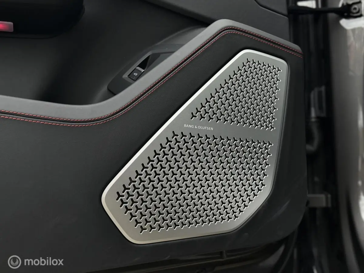 4.0 V8 |Pano|Massage|B&O Advanced|Koeling