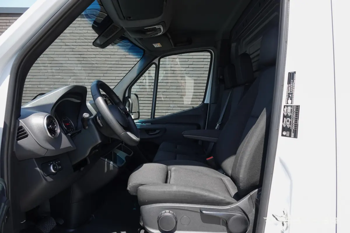L2H2 317Cdi 170Pk 9G-tronic | RWD | Stoel-Bank | Achteruitrijcamera | Arctic White