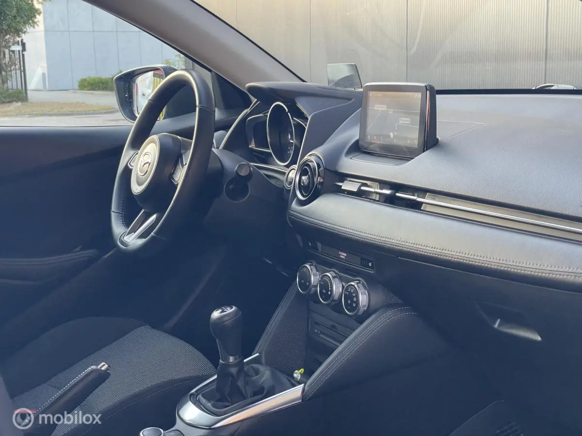 1.5 Skyactiv-G -M|Keyless | Head-Up|NAVI|NAP
