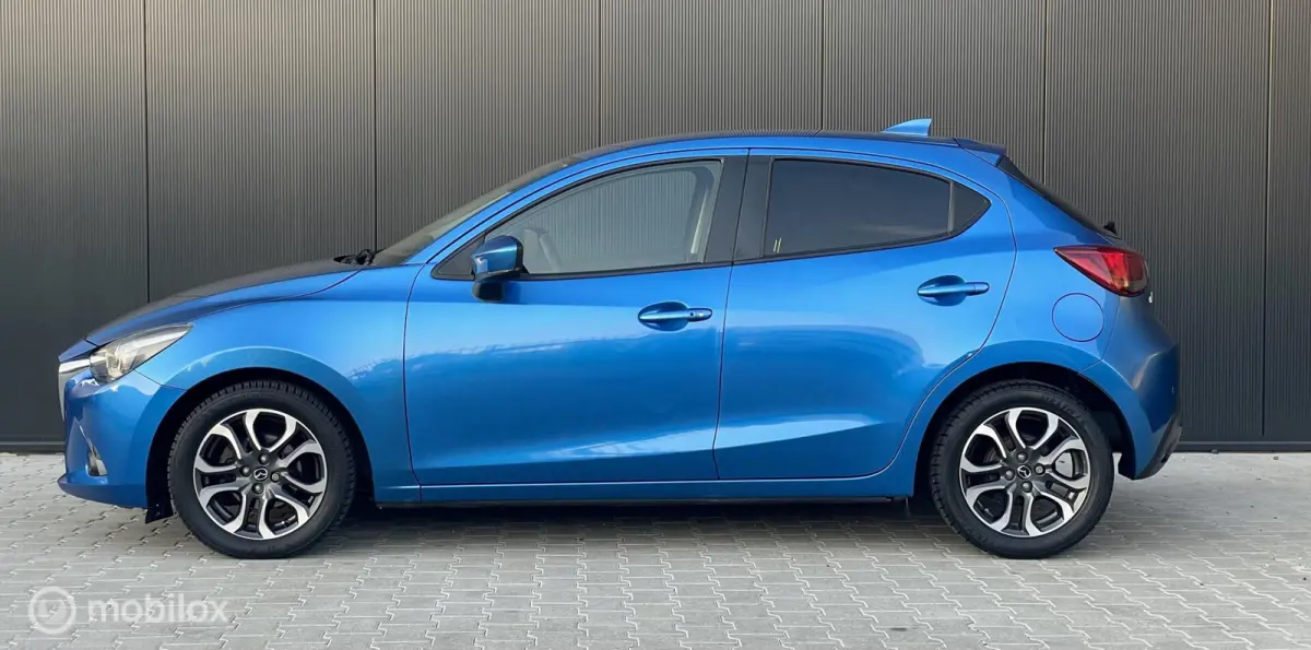 1.5 Skyactiv-G -M|Keyless | Head-Up|NAVI|NAP