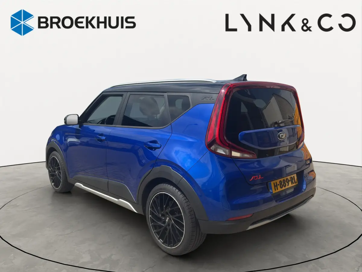 ExecutiveLine 64 kWh | Stoelverwarming + koeling | Achterbank verwarmd | Premium audio | Achteruitrijcamera |