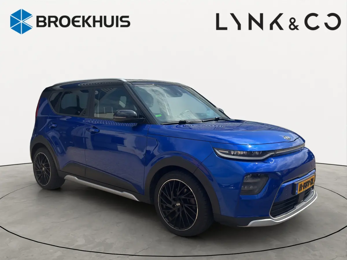 ExecutiveLine 64 kWh | Stoelverwarming + koeling | Achterbank verwarmd | Premium audio | Achteruitrijcamera |