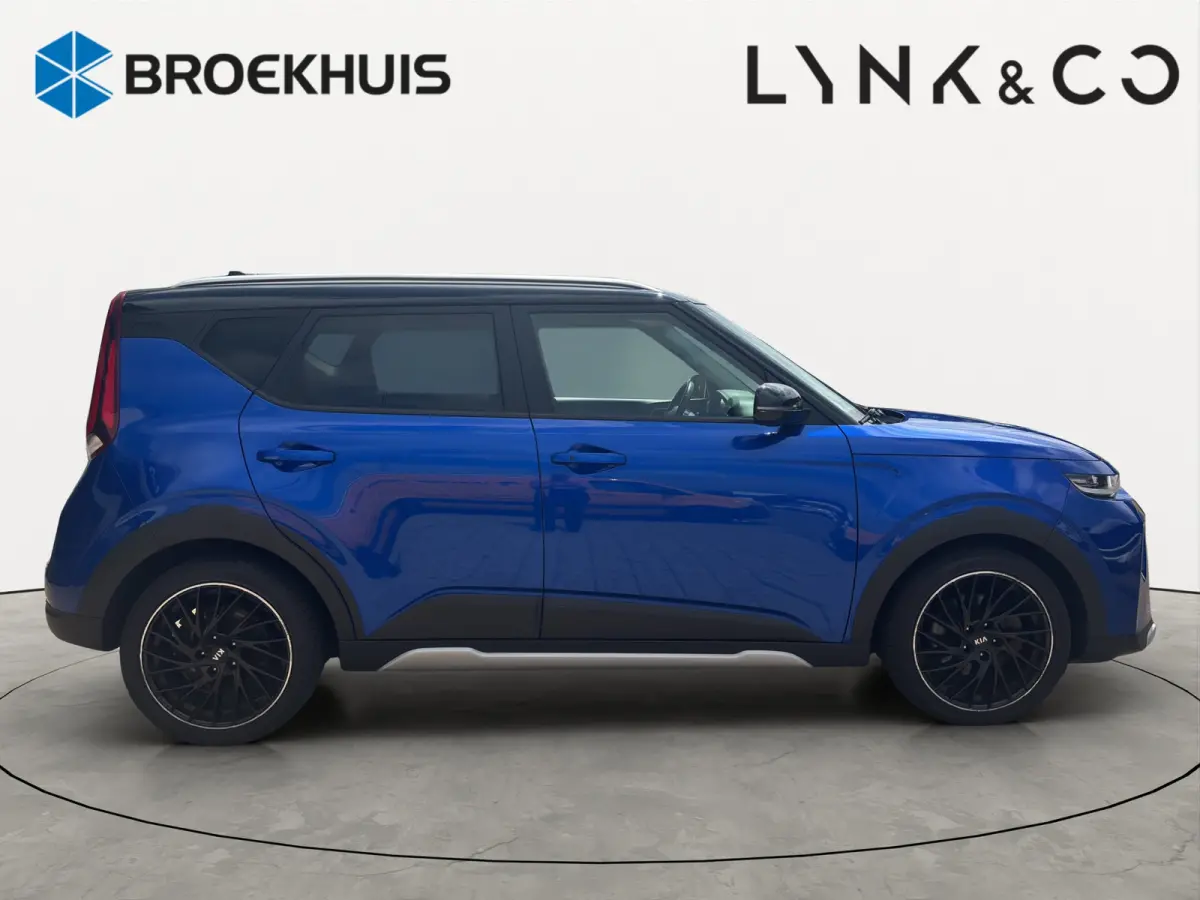 ExecutiveLine 64 kWh | Stoelverwarming + koeling | Achterbank verwarmd | Premium audio | Achteruitrijcamera |