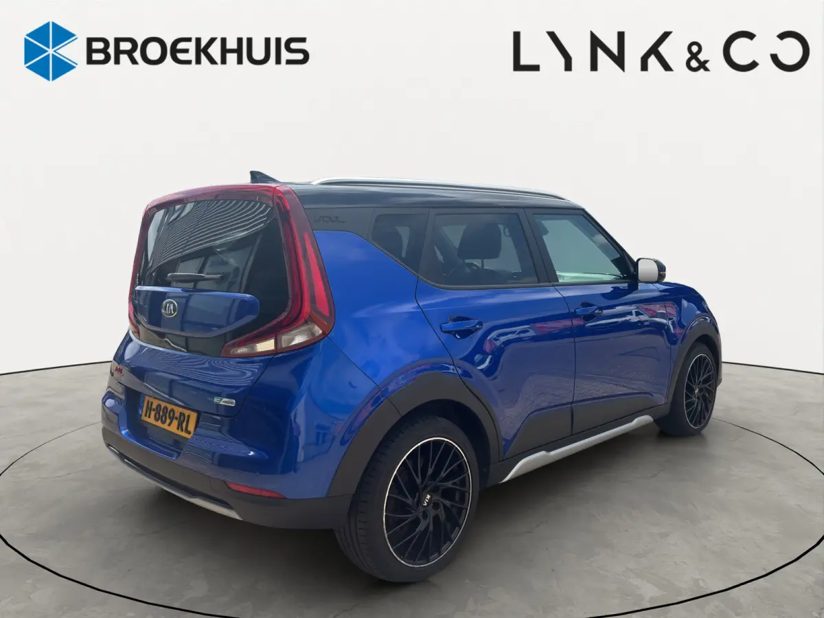 ExecutiveLine 64 kWh | Stoelverwarming + koeling | Achterbank verwarmd | Premium audio | Achteruitrijcamera |
