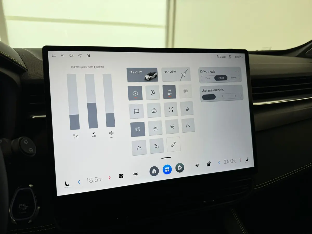 1.5 More | Afwijkende dakkleur | Alarmsysteem | Apple Carplay/Android Auto|telefoonintegratie premium
