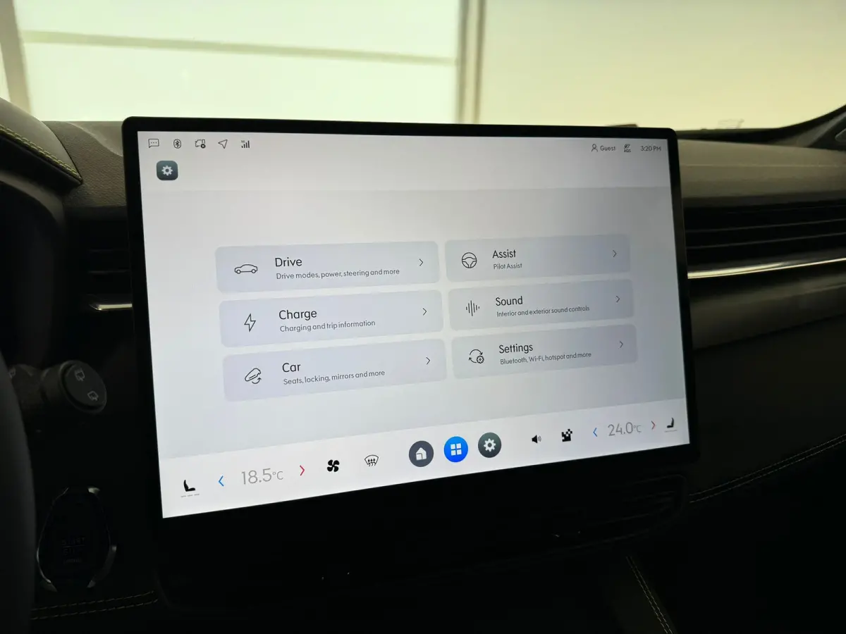 1.5 More | Afwijkende dakkleur | Alarmsysteem | Apple Carplay/Android Auto|telefoonintegratie premium
