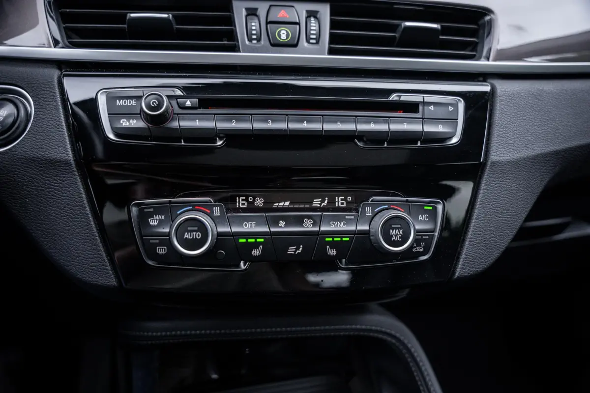xDrive20i 192pk M-Sport Org.NL|Pano-dak|Leder|HuD|Elek-A.klep|1e-eig.|Dealeronderhouden
