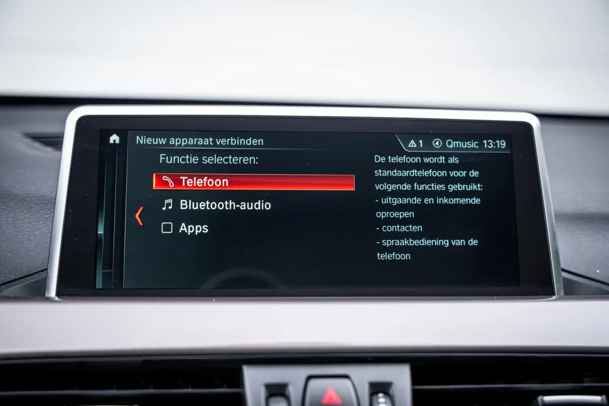 xDrive20i 192pk M-Sport Org.NL|Pano-dak|Leder|HuD|Elek-A.klep|1e-eig.|Dealeronderhouden