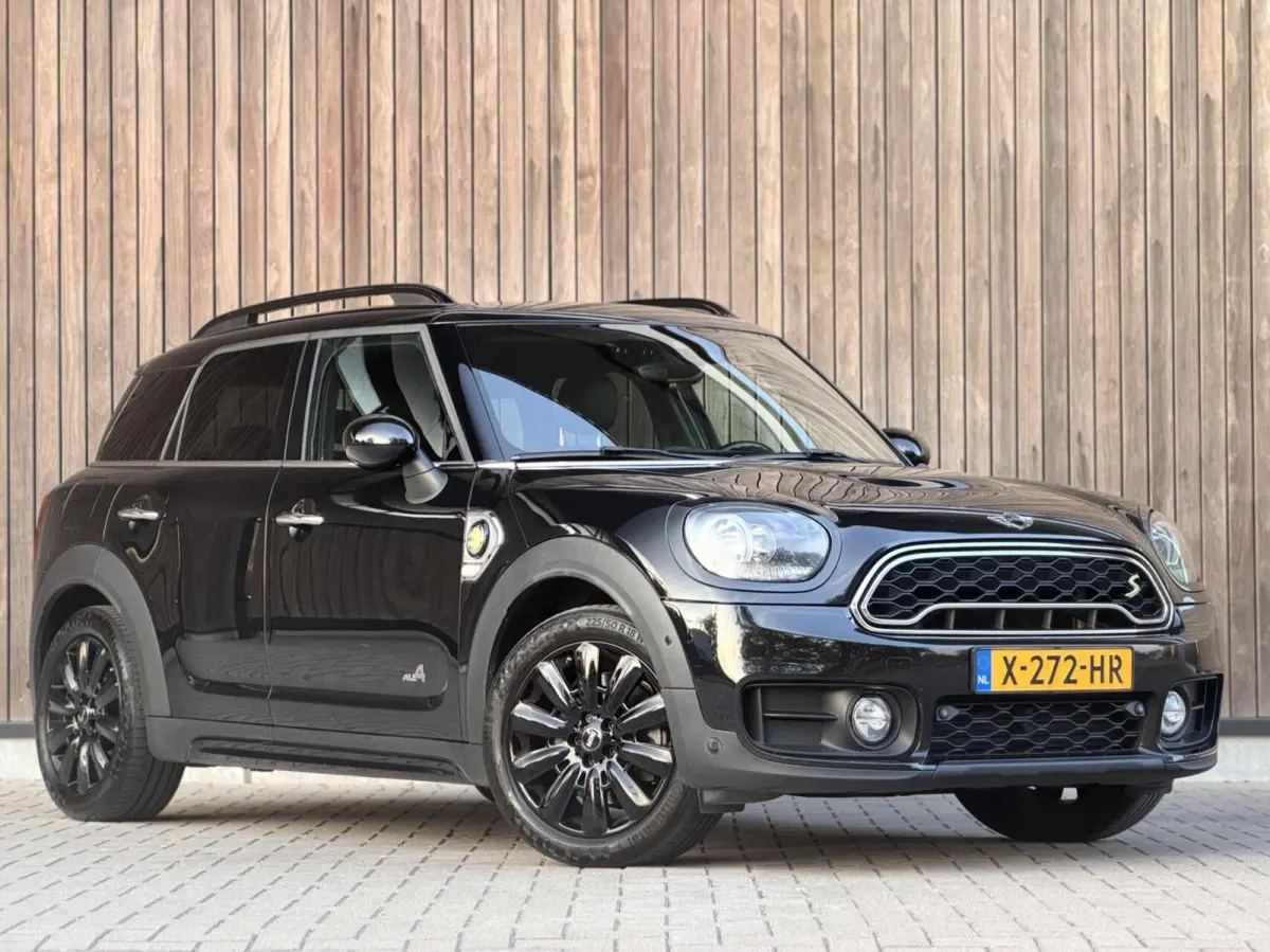 1.5 Cooper 225 pk ALL4 Chili | LEDER | BLACK