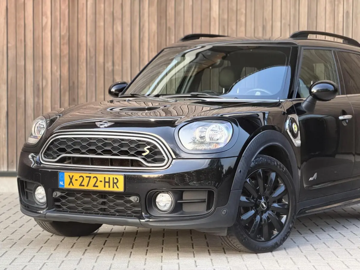 1.5 Cooper 225 pk ALL4 Chili | LEDER | BLACK