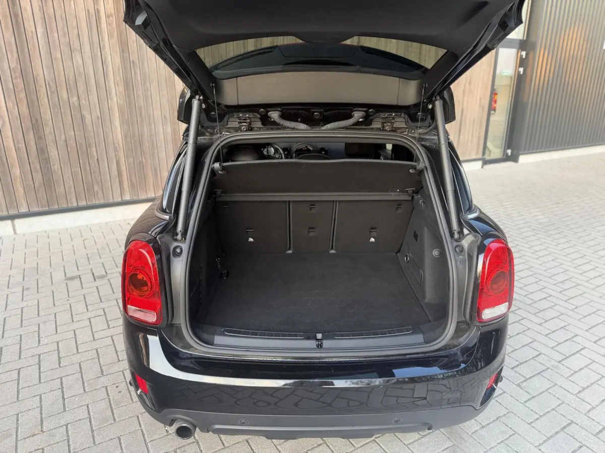 1.5 Cooper 225 pk ALL4 Chili | LEDER | BLACK