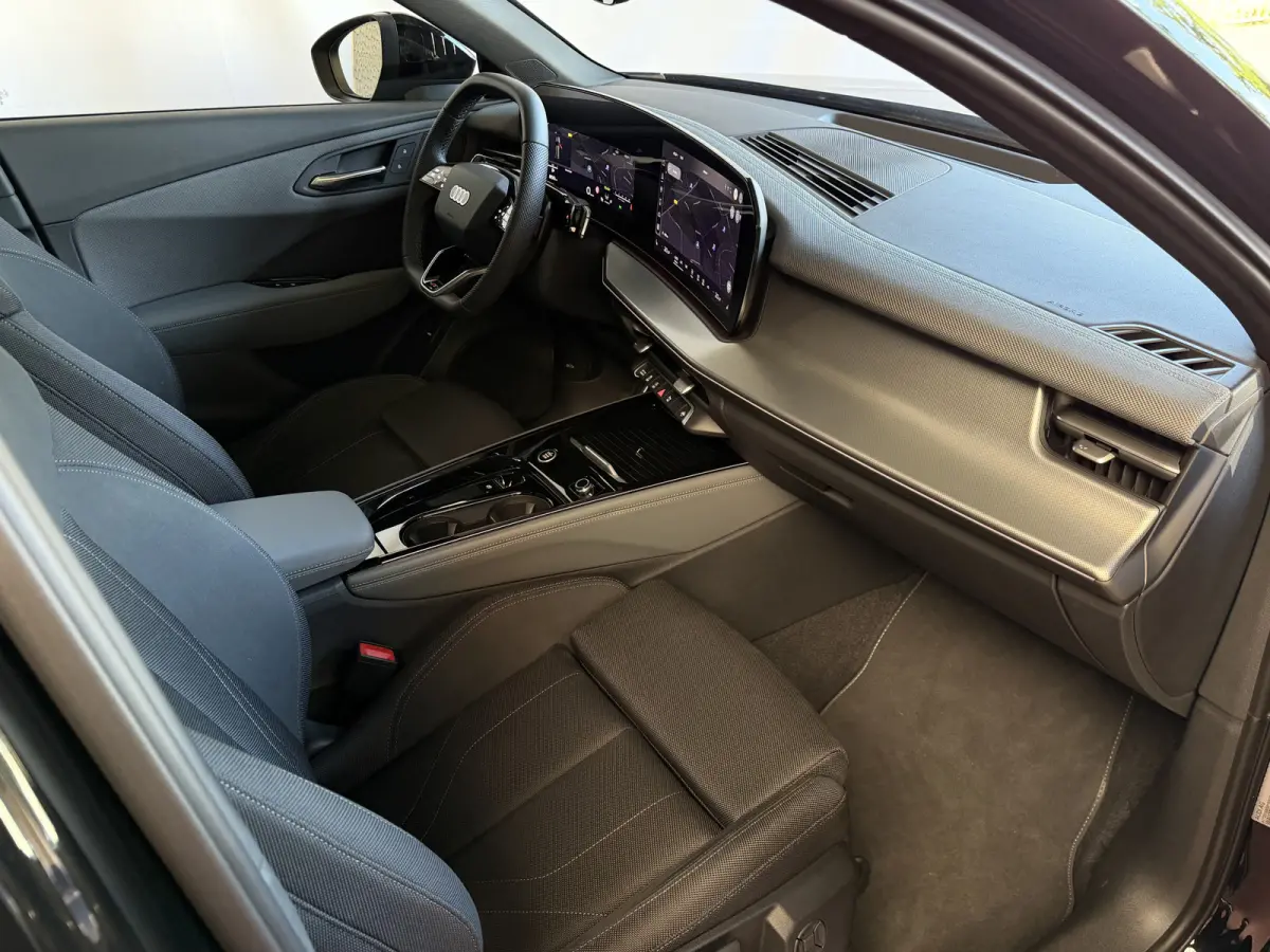 35 TFSI S-EDITION MILD HYBRID ZONDER STEKKER AUDI.TREKHAAK LEER PANO SCHUIFDAK ELEK.KLEP