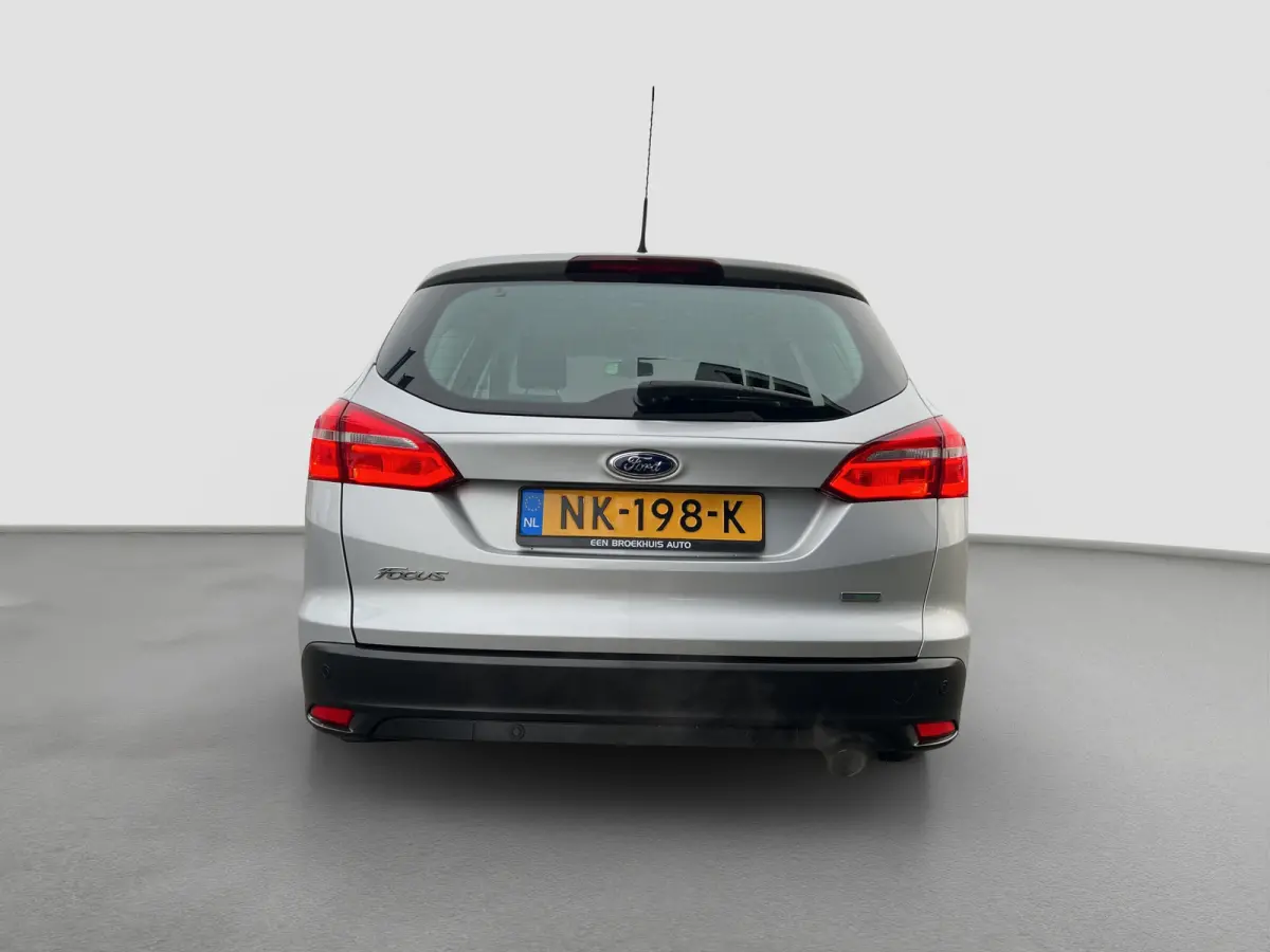 1.5 150pk Titanium Automaat | 1e eigenaar | Voorruitverwarming | Carplay | Climate controle| Cruise controle | Keyless entry | Parkeersensoren voor en achter | Dealer onderhouden