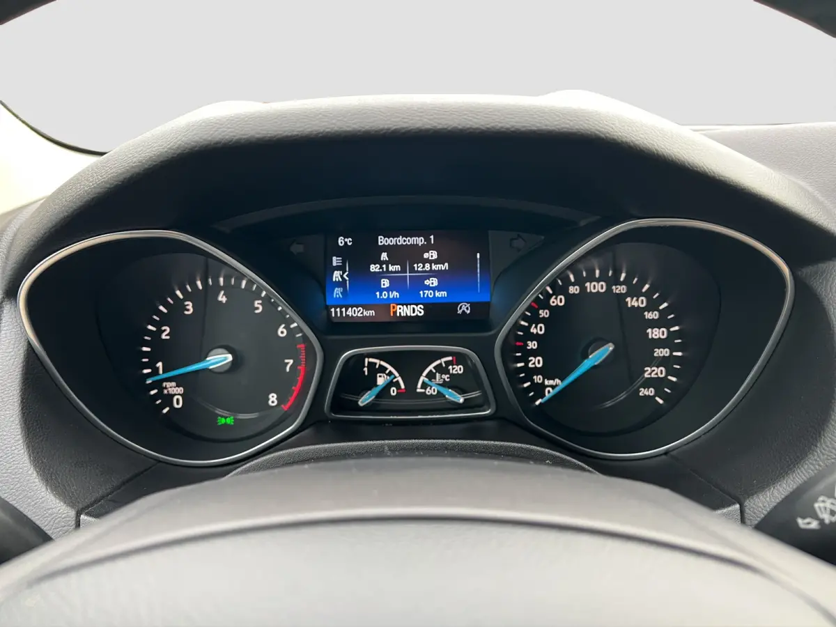 1.5 150pk Titanium Automaat | 1e eigenaar | Voorruitverwarming | Carplay | Climate controle| Cruise controle | Keyless entry | Parkeersensoren voor en achter | Dealer onderhouden