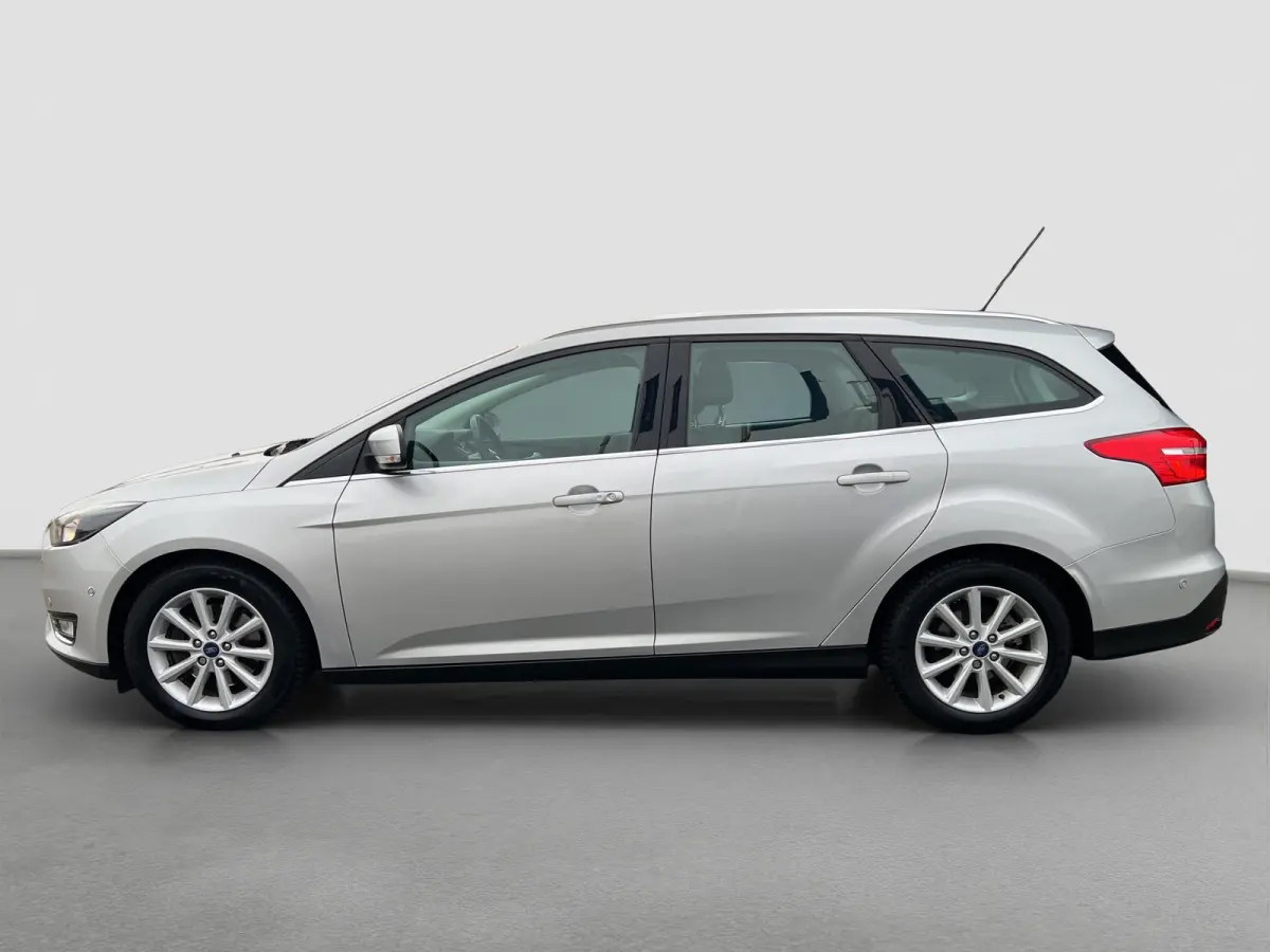 1.5 150pk Titanium Automaat | 1e eigenaar | Voorruitverwarming | Carplay | Climate controle| Cruise controle | Keyless entry | Parkeersensoren voor en achter | Dealer onderhouden