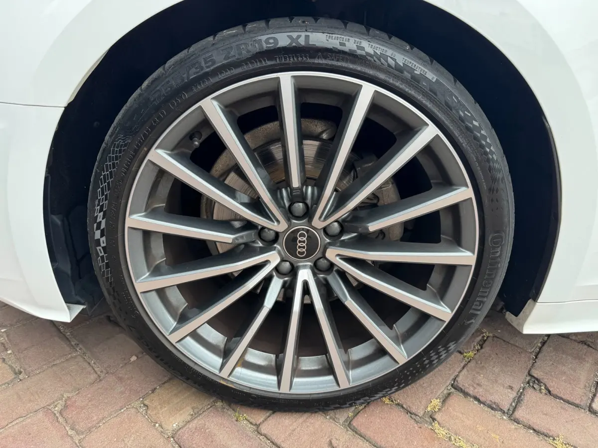 35 TFSI Advanced Edition **CARPLAY + B&O + CAMERA**