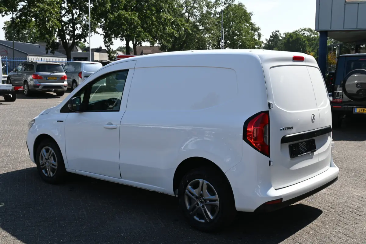 112 Pro L1 51 kWh AC-opladen 22kW/DC-opladen 75kW, Smartphone integratiepakket, Etc.