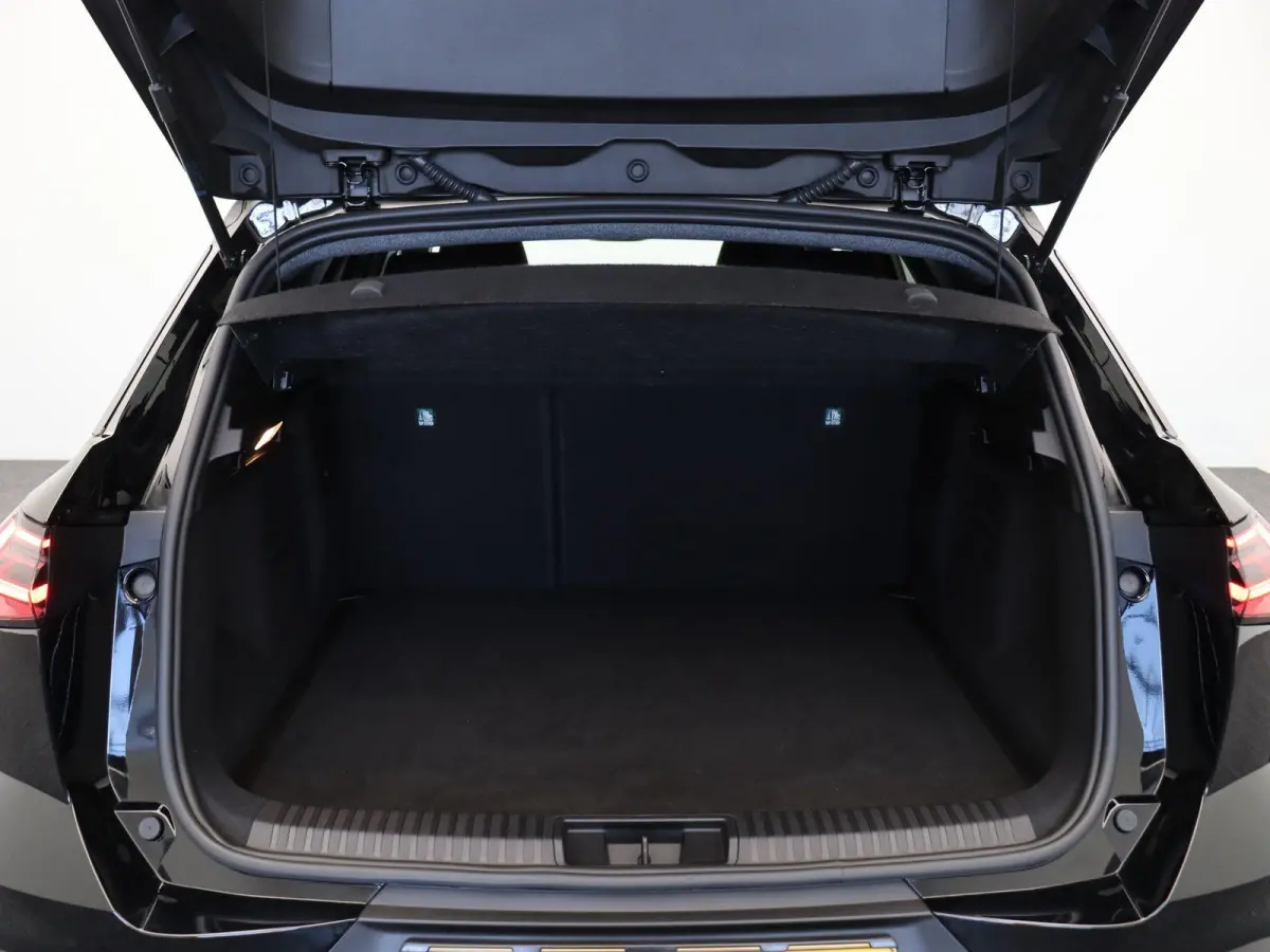 1.6 E-Tech full hybrid 145 esprit Alpine | Stuurverwarming | Adaptieve cruise control | Achteruitrijcamera | Climate control |