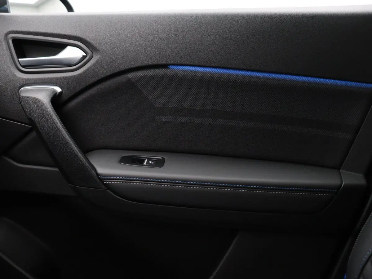 1.6 E-Tech full hybrid 145 esprit Alpine | Stuurverwarming | Adaptieve cruise control | Achteruitrijcamera | Climate control |
