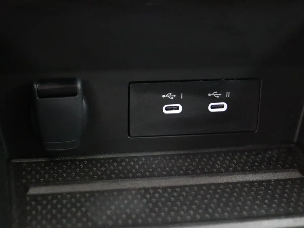1.6 E-Tech full hybrid 145 esprit Alpine | Stuurverwarming | Adaptieve cruise control | Achteruitrijcamera | Climate control |