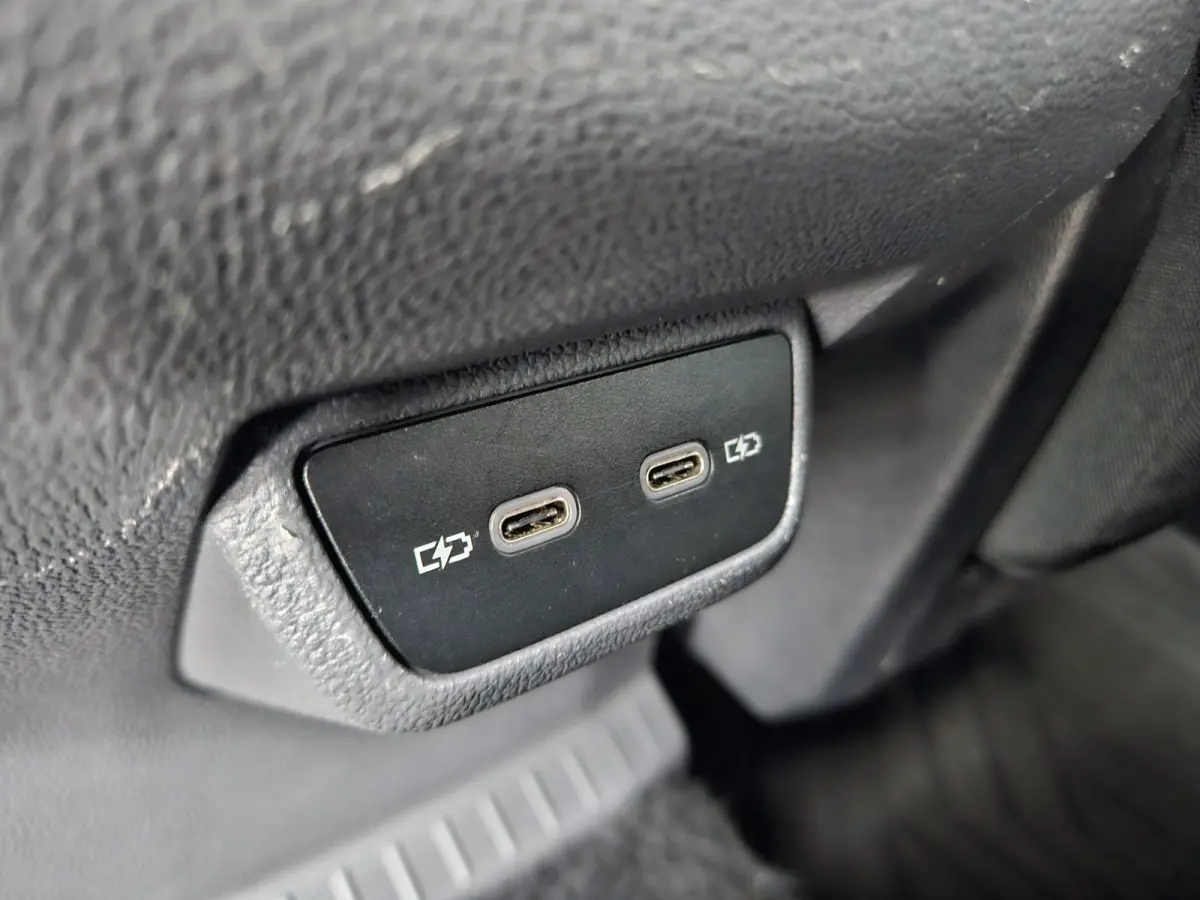 1.0 TSI Life Business Carplay! NAP! LED! Mooie/Nette Auto! Navigatie! Airco/Clima! Cruise Control!