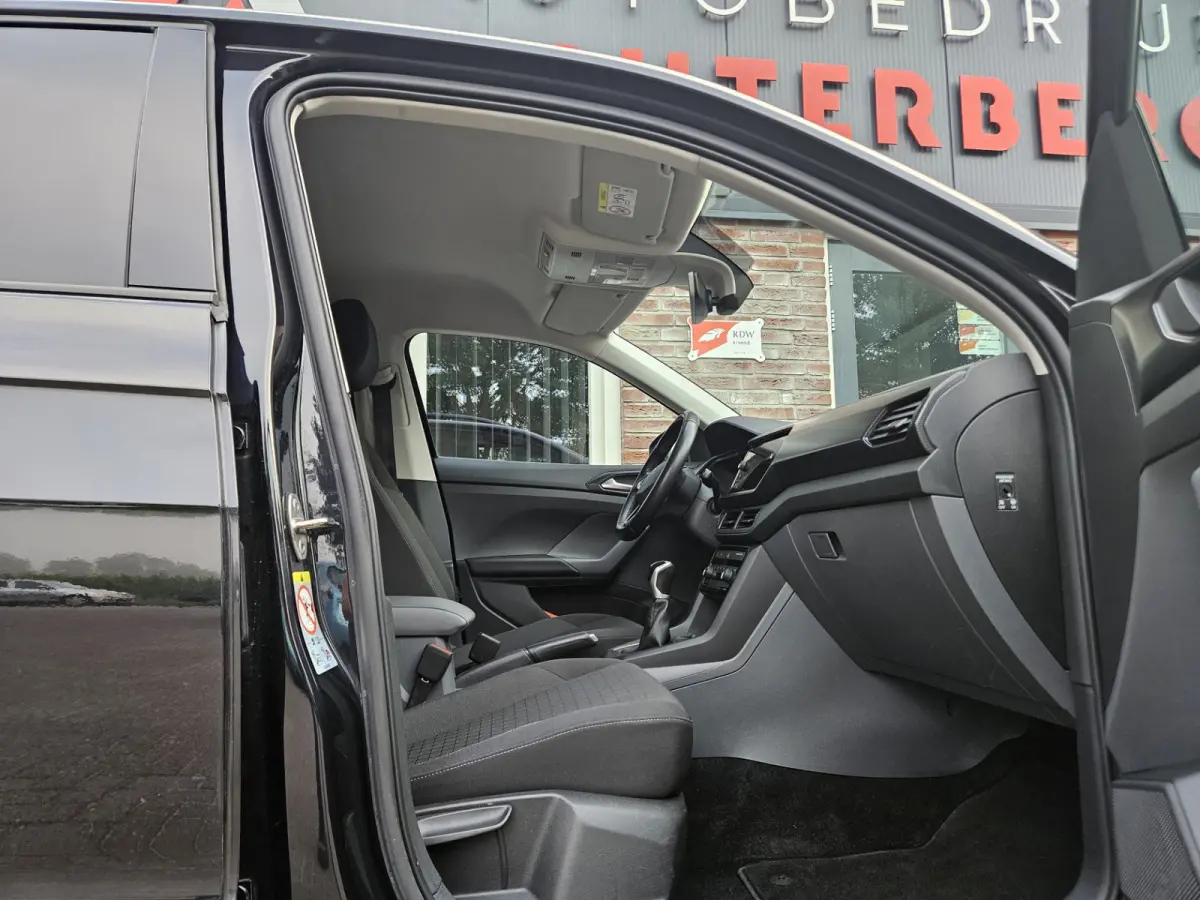 1.0 TSI Life Business Carplay! NAP! LED! Mooie/Nette Auto! Navigatie! Airco/Clima! Cruise Control!