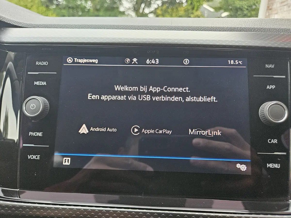 1.0 TSI Life Business Carplay! NAP! LED! Mooie/Nette Auto! Navigatie! Airco/Clima! Cruise Control!