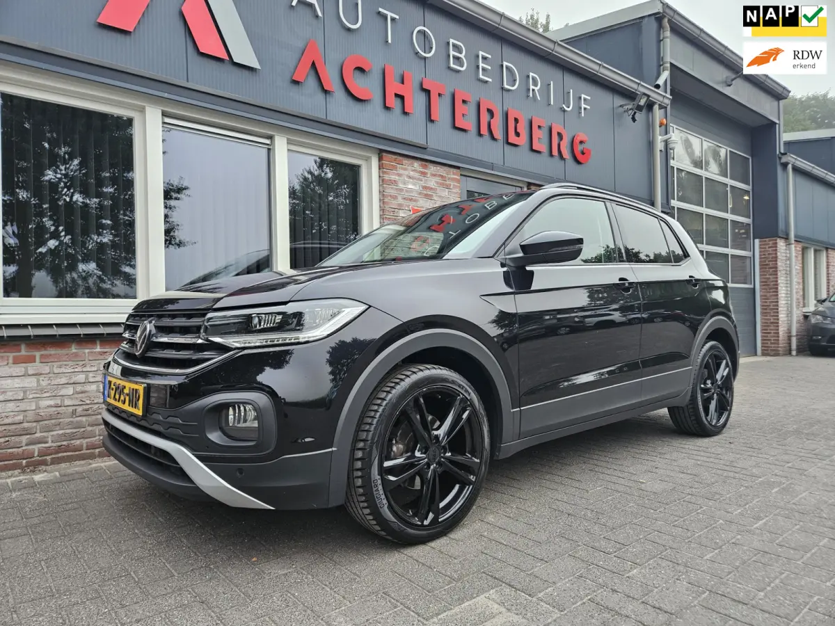 1.0 TSI Life Business Carplay! NAP! LED! Mooie/Nette Auto! Navigatie! Airco/Clima! Cruise Control!