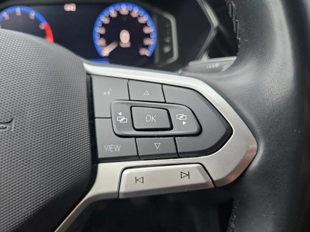 1.0 TSI Life Business Carplay! NAP! LED! Mooie/Nette Auto! Navigatie! Airco/Clima! Cruise Control!