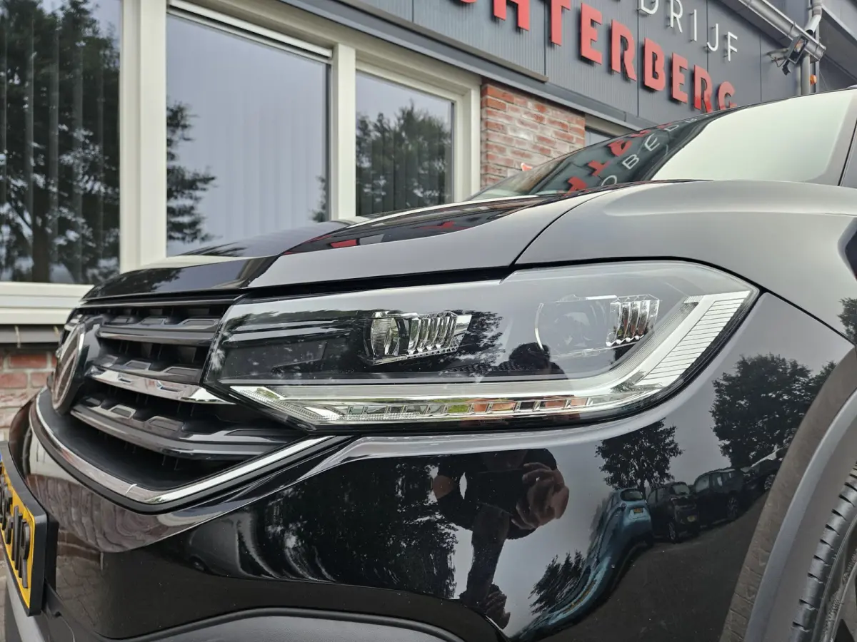 1.0 TSI Life Business Carplay! NAP! LED! Mooie/Nette Auto! Navigatie! Airco/Clima! Cruise Control!