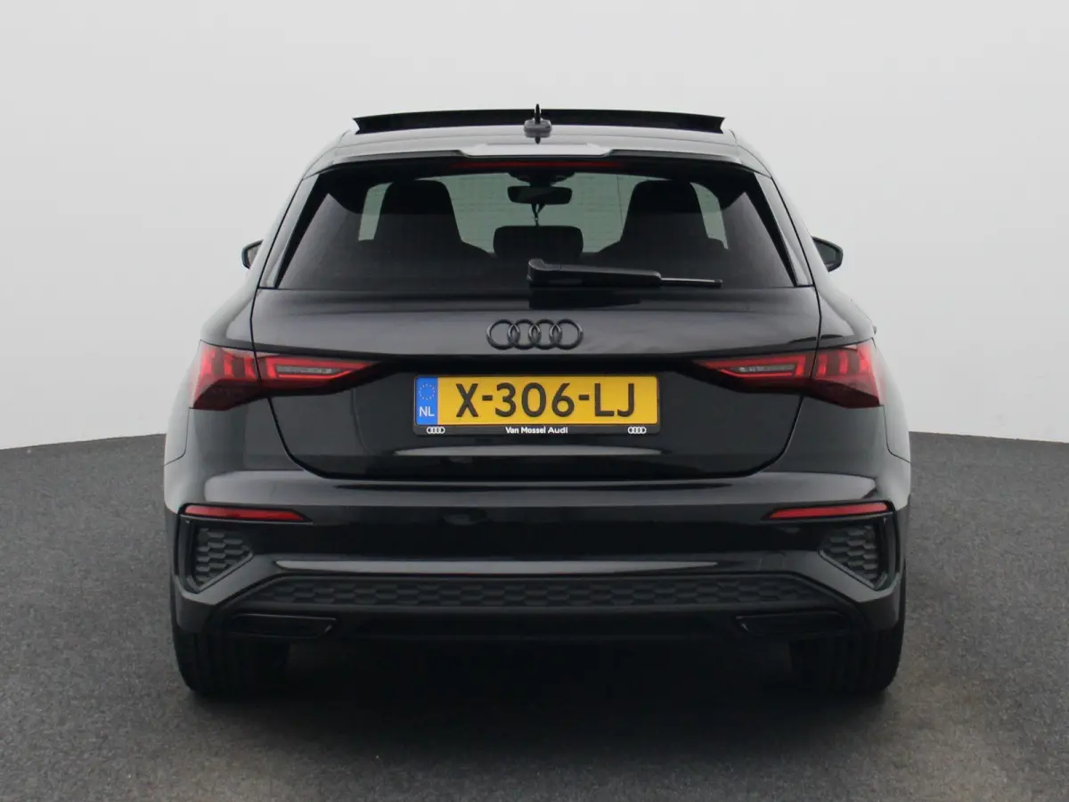30 TFSI S edition | PANORAMADAK | SFEERVERLICHTING | CLIMATE CONTROL | ADAPTIEF CRUISECONTROL | DIGITAAL DASHBOARD | ELEK.KOFFERBAK | KEYLESS |