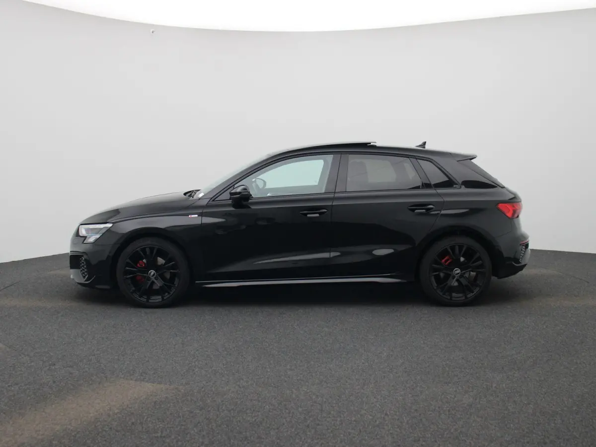 30 TFSI S edition | PANORAMADAK | SFEERVERLICHTING | CLIMATE CONTROL | ADAPTIEF CRUISECONTROL | DIGITAAL DASHBOARD | ELEK.KOFFERBAK | KEYLESS |