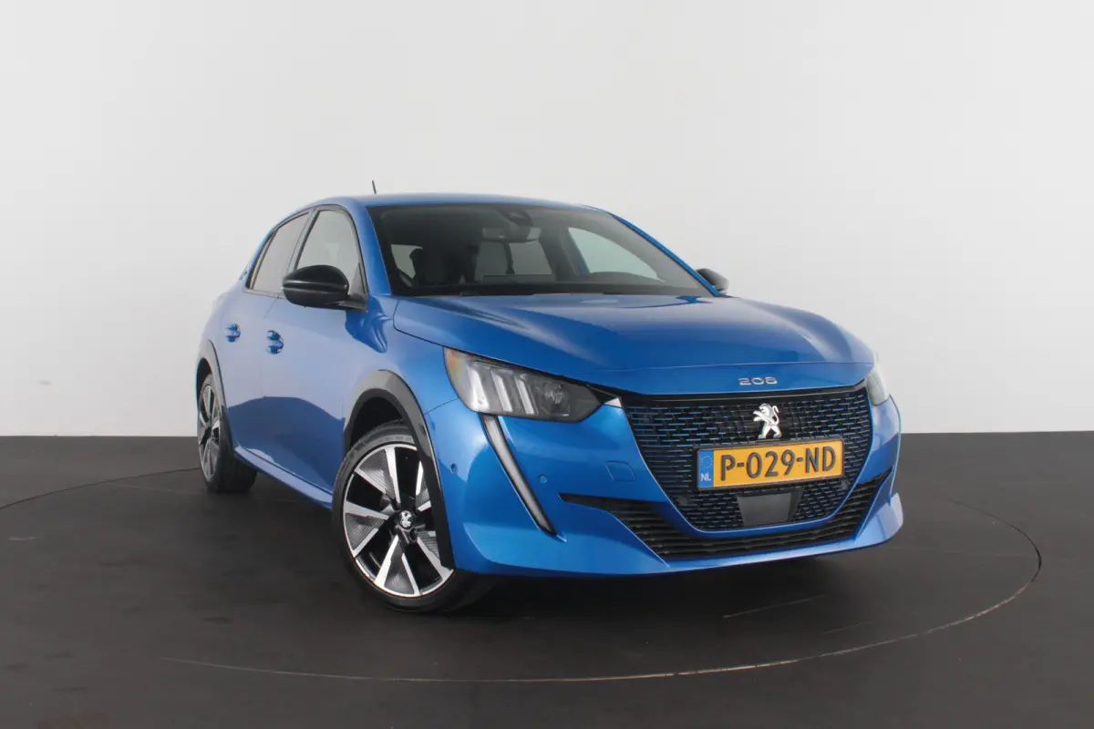 EV GT Line 50 kWh > Full LED/Stoelverwarming/Camera/17inch/Keyless