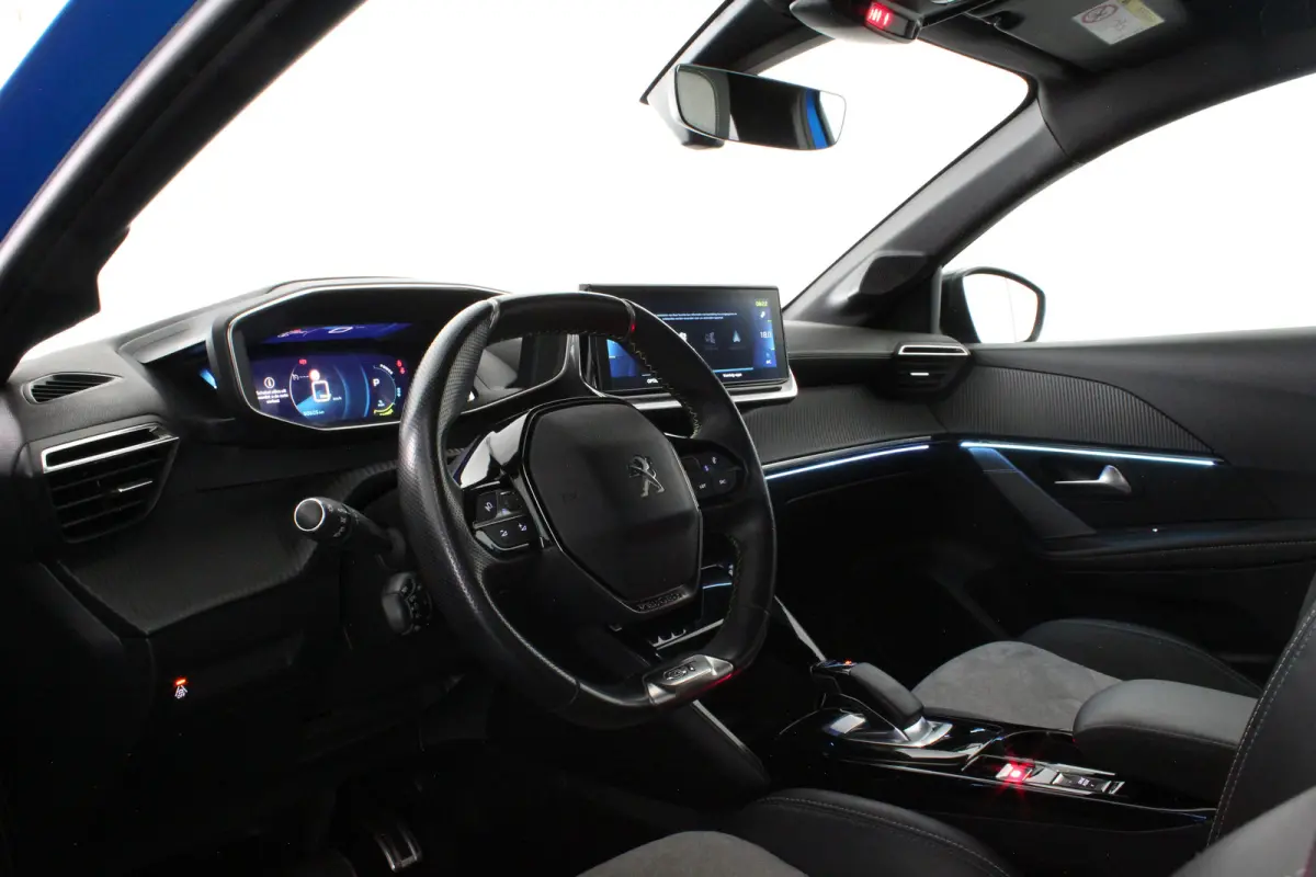 EV GT Line 50 kWh > Full LED/Stoelverwarming/Camera/17inch/Keyless