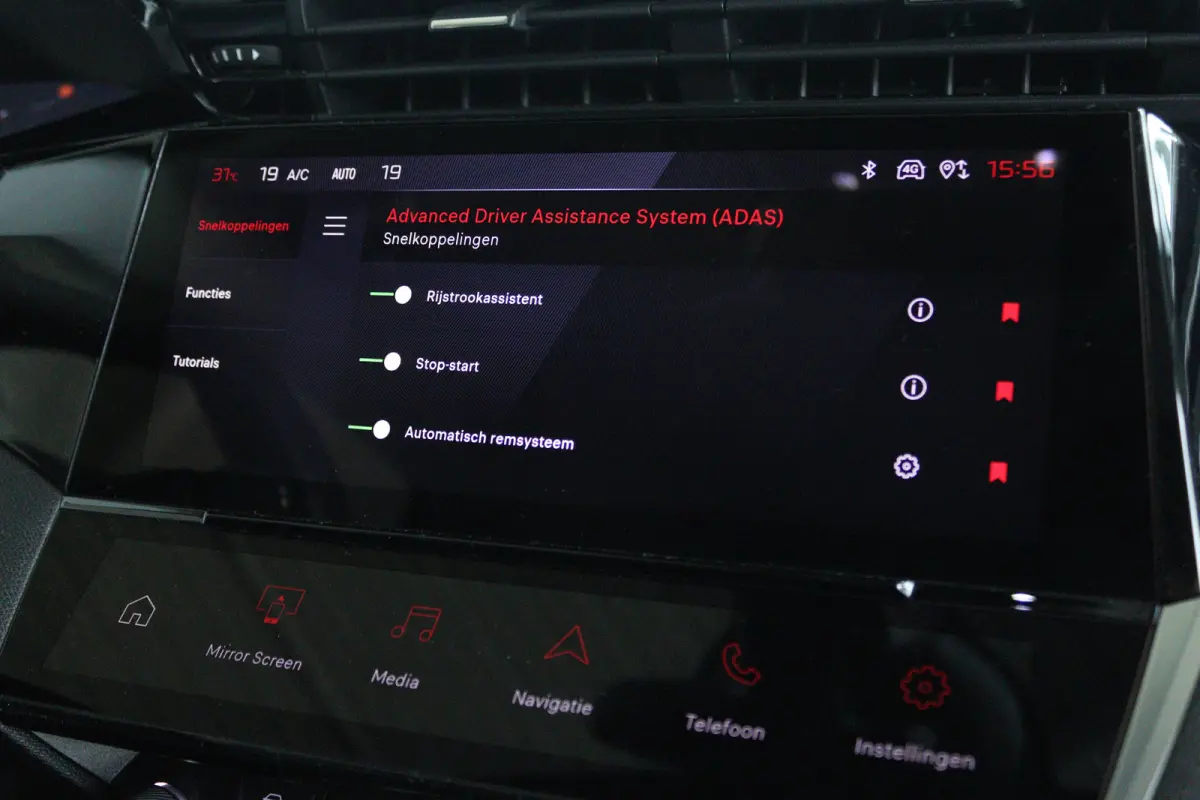 1.2 Turbo Allure Pack Business | Adapt. Cruise | Camera | Dodehoekdetectie | Navi | Carplay | Climate | Keyless | LED | LMV |