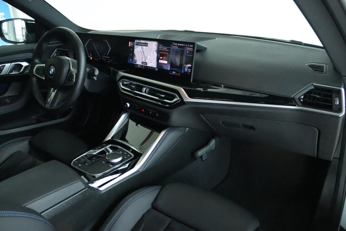 220i M-Sport | Cruise Control | Camera | Keyless | Stuur+Stoelverwarming | Widescreen | HiFi | 19 Inch | Navi | Carplay