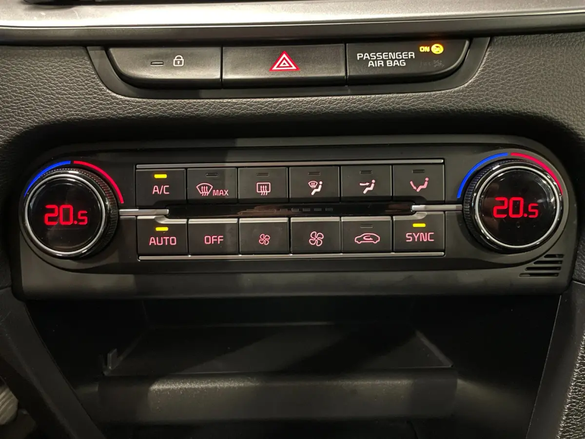 1.5 T-GDi DynamicLine|160PK|TREKHAAK|CARPLAY|CAMERA|CRUISE|CLIMATE|NAVIGATIE|NL-AUTO|NAP|INCL.BTW|1e EIG|