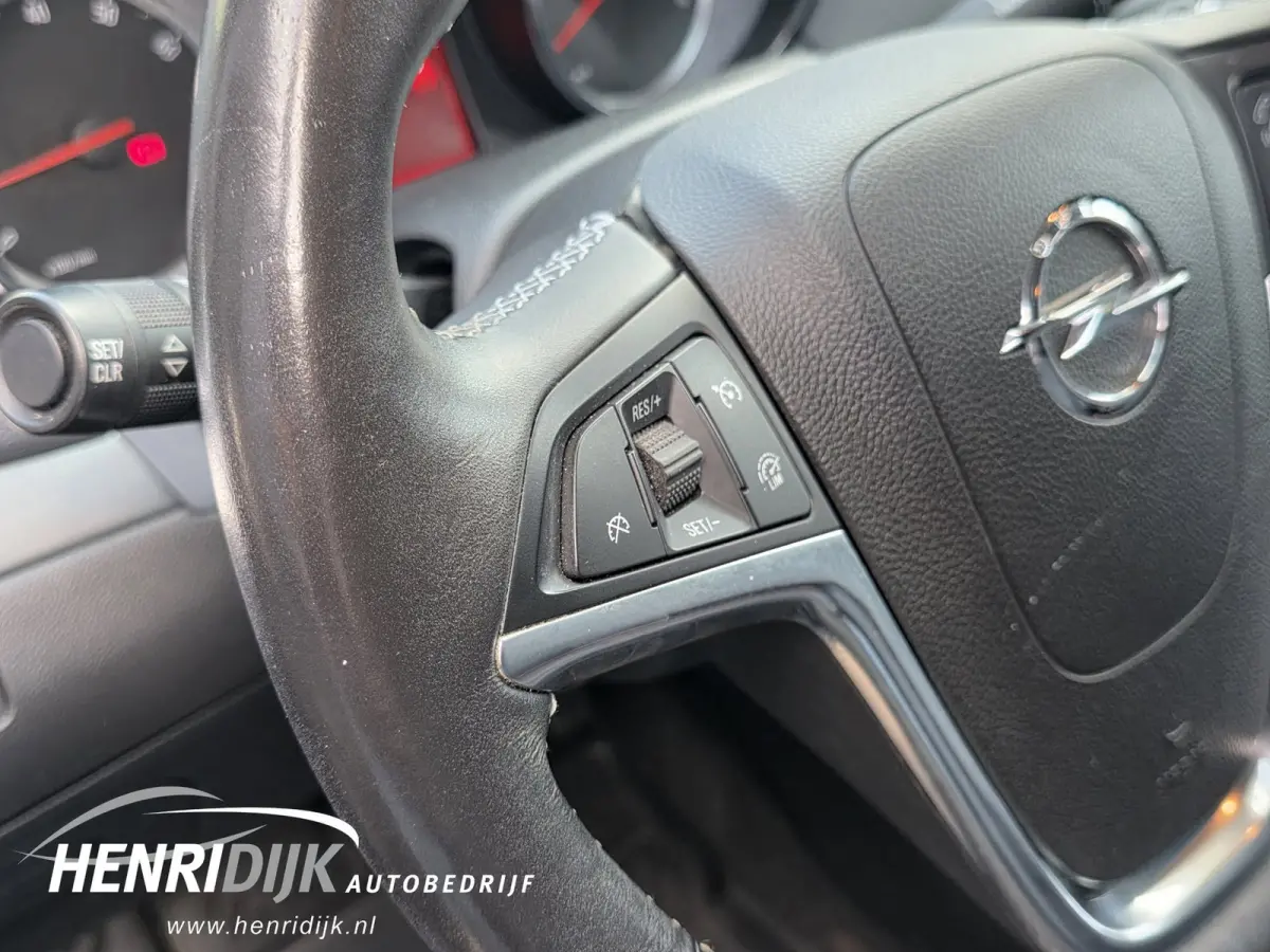 1.4 T Edition Automaat / Camera / Clima / Navi / Stoelverwarming