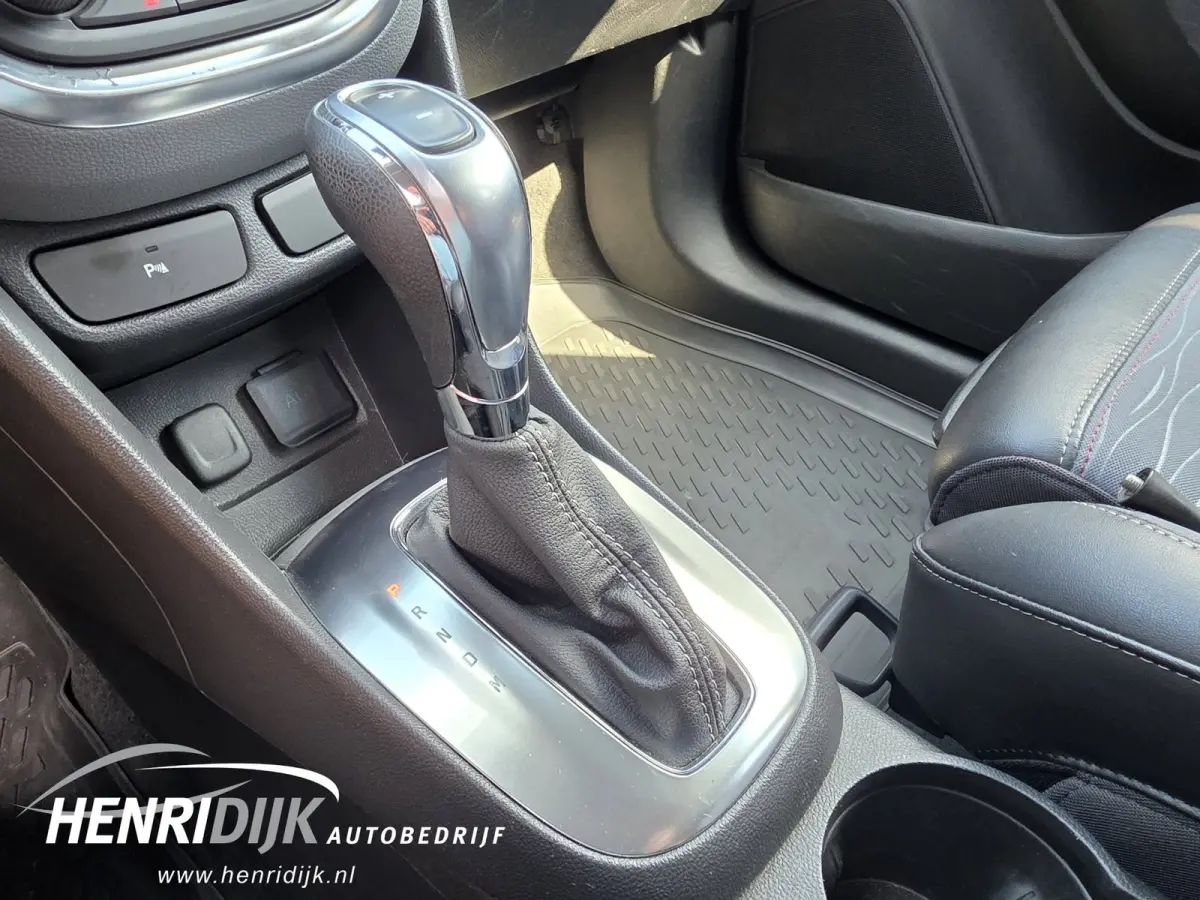1.4 T Edition Automaat / Camera / Clima / Navi / Stoelverwarming