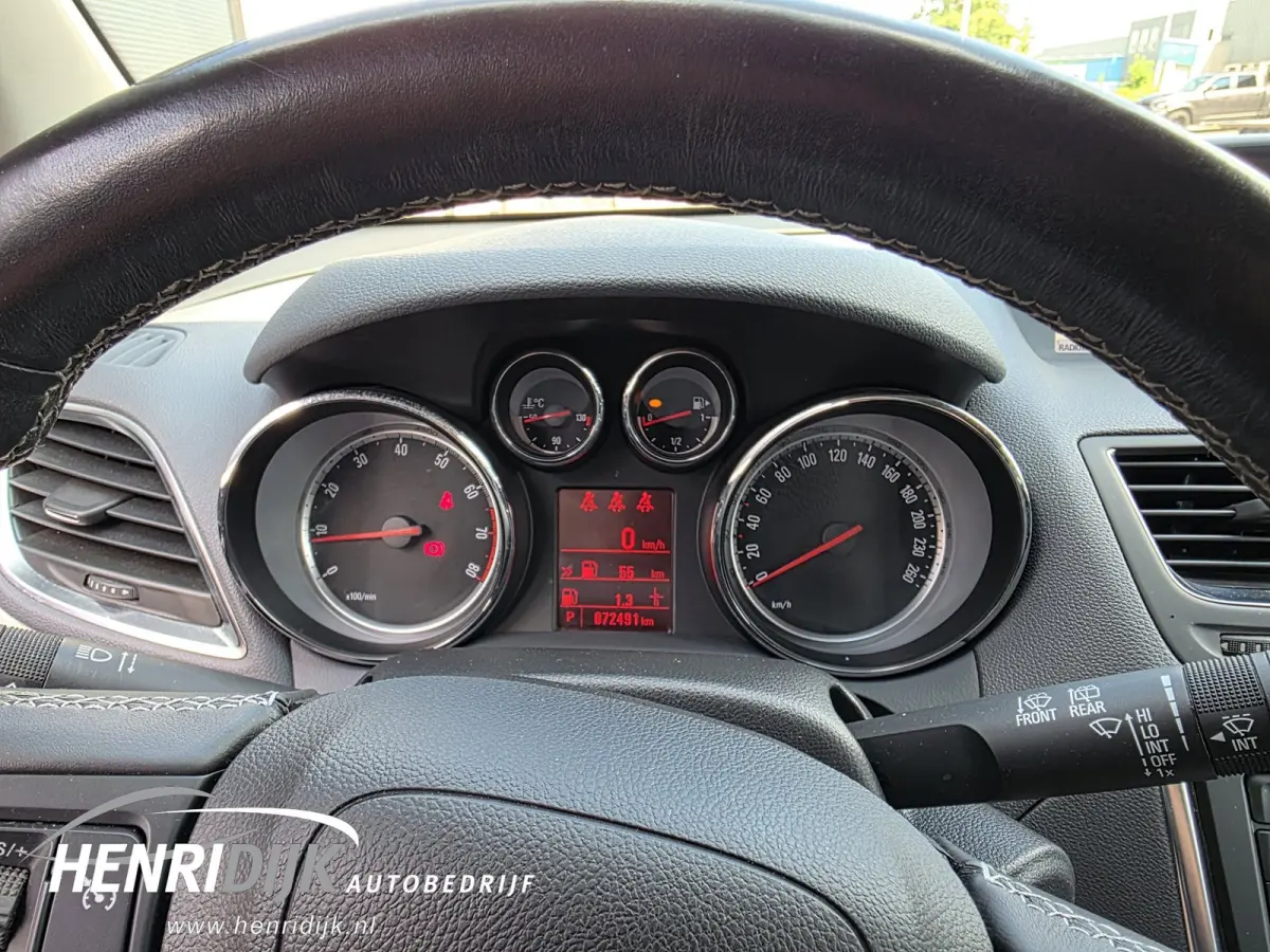 1.4 T Edition Automaat / Camera / Clima / Navi / Stoelverwarming
