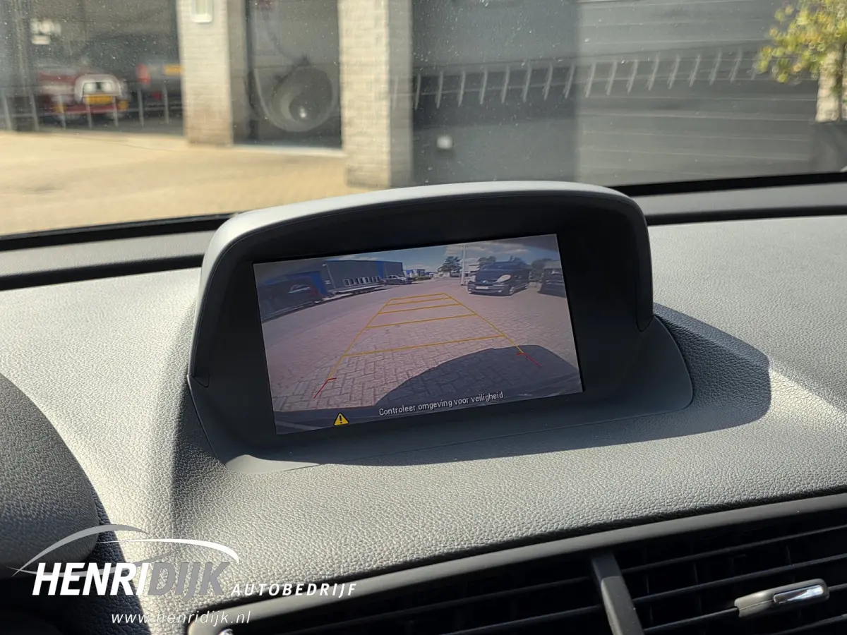 1.4 T Edition Automaat / Camera / Clima / Navi / Stoelverwarming