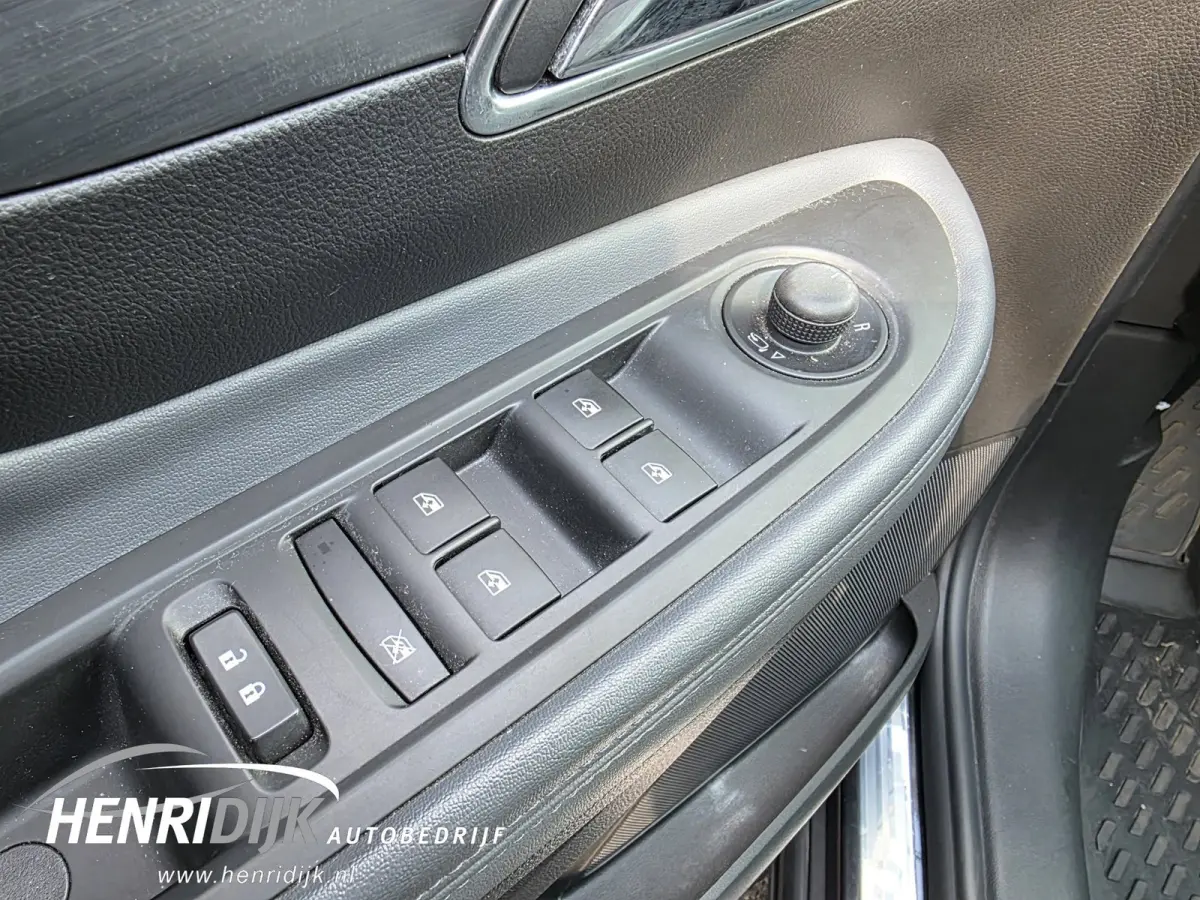 1.4 T Edition Automaat / Camera / Clima / Navi / Stoelverwarming
