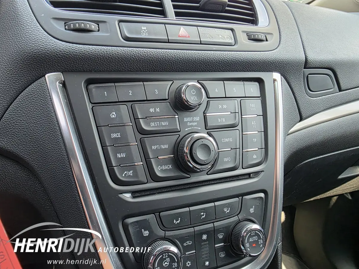 1.4 T Edition Automaat / Camera / Clima / Navi / Stoelverwarming