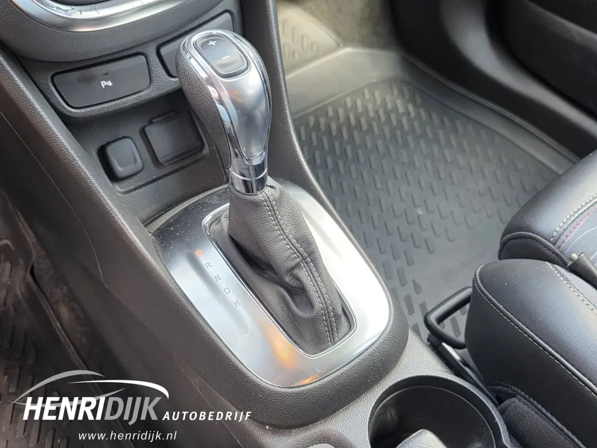 1.4 T Edition Automaat / Camera / Clima / Navi / Stoelverwarming