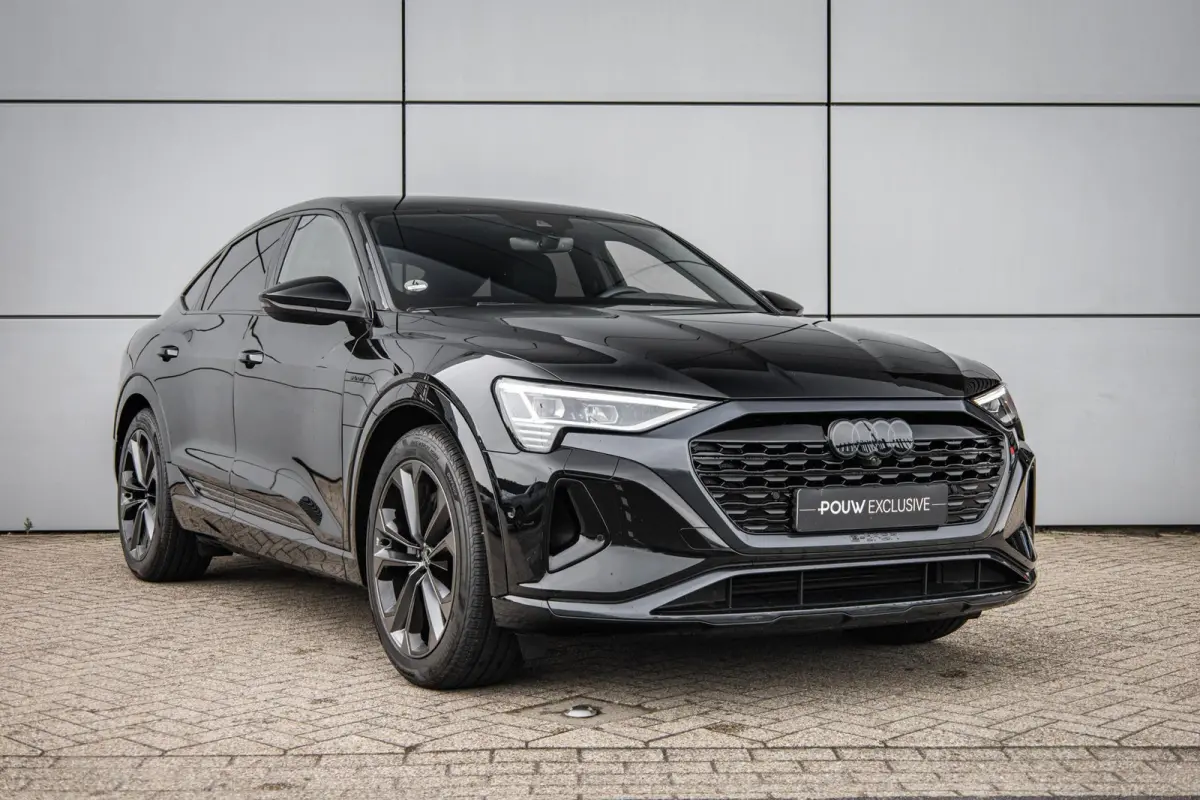 50 313pk quattro Advanced Edition 95 kWh | Camera | Luchtvering | Elektr. Stoelen + Memory | 21" Velgen