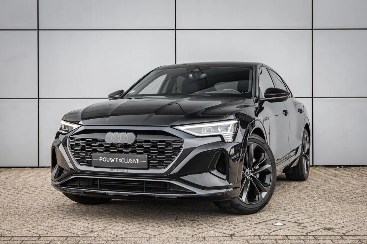 50 313pk quattro Advanced Edition 95 kWh | Camera | Luchtvering | Elektr. Stoelen + Memory | 21" Velgen