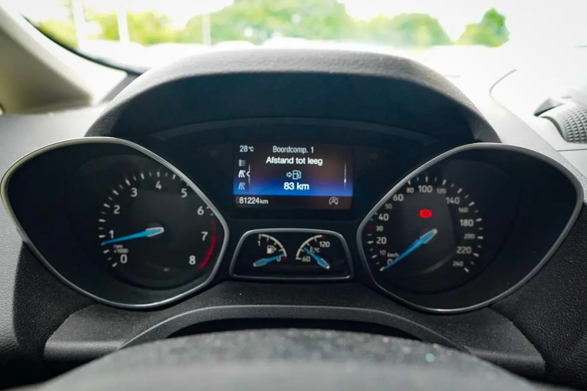 1.5 Titanium / Trekhaak / Carplay / NL Auto / Dealeronderhoud / 4 Cilinder