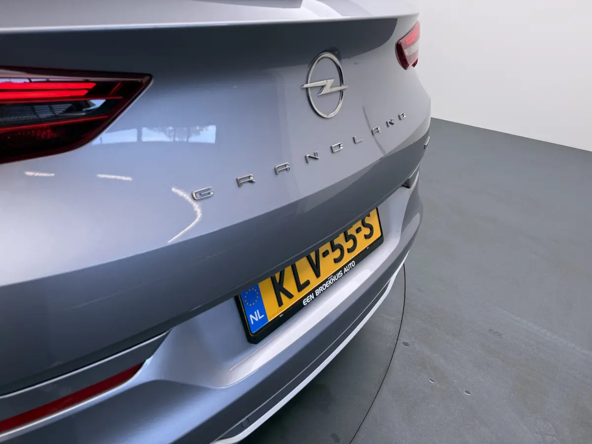1.6 Turbo Plug-In Hybrid GS Line | Adaptieve Cruise Control | Stoel en stuurwiel verwarming | | Achteruitrijcamera | Afwijkende dakkleur | Apple Carplay/Android Auto|telefoonintegratie premi